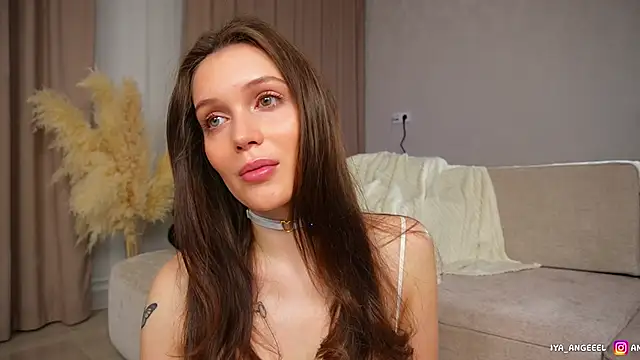 Anya angel online show from February 2026 08:52:02 PM