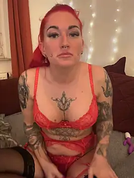 MrsRedFoxy online show from February 2026 09:48:01 PM