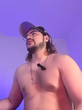 Derek Vow online show from February 2026 07:24:01 PM