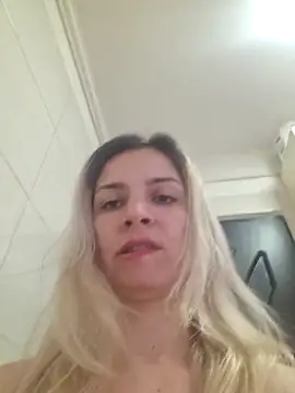 Snapshot of USA_LOVEx chatting on February 2026 09:41:02 AM USA LOVEx online show from February 2026 09:41:02 AM