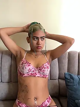 baby julieta5 online show from July 2026 02:14:01 PM