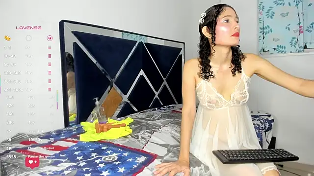 Snapshot of Ninna_Vergara chatting on July 2026 01:32:02 AM Ninna Vergara online show from July 2026 01:32:02 AM