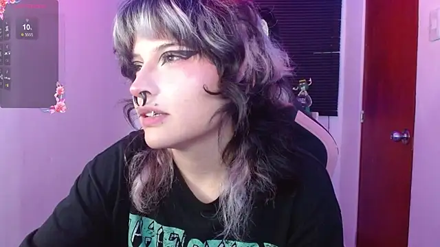 neena nyx  online show from April 2026 11:10:02 PM