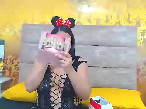 Snapshot of elianacollins23 chatting on February 2026 03:52:01 AM elianacollins23 online show from February 2026 03:52:01 AM