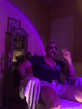 daddydonkey84 online show from April 2026 06:59:01 AM