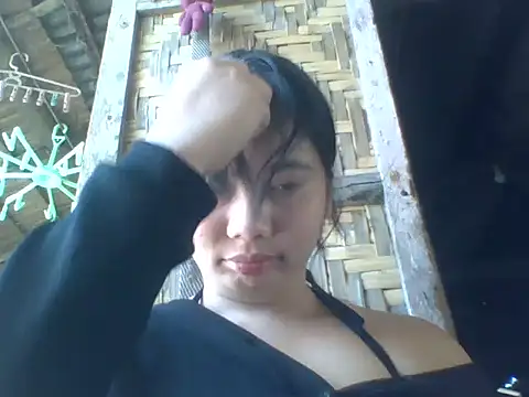 xxexy Vivica05 online show from April 2026 05:00:02 AM