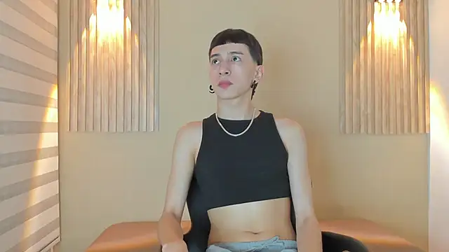 lian cameron online show from February 2026 03:48:02 AM