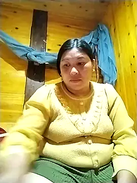 kussecka online show from April 2026 11:49:02 AM