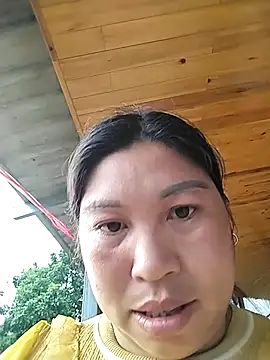 kussecka online show from April 2026 11:55:01 PM