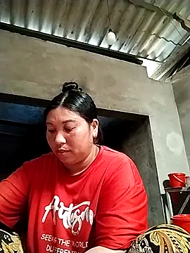 kussecka online show from April 2026 04:13:02 AM