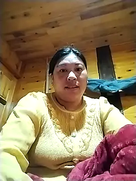 kussecka online show from April 2026 11:44:01 PM