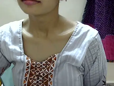 Kulsum S online show from July 2026 01:57:01 PM