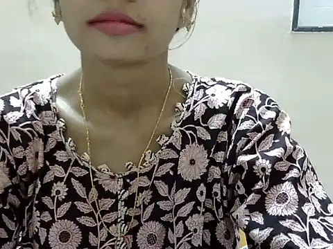 Kulsum S online show from May 2026 01:03:02 PM