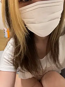 yui  yuichan online show from April 2026 01:07:01 PM