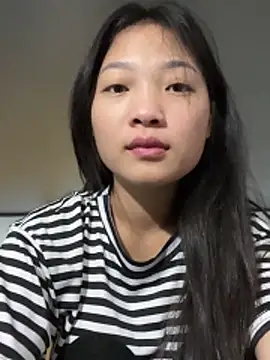 Lyn-be99 online show from March 2026 01:54:01 AM