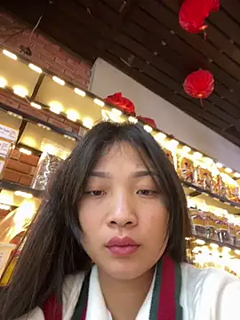 Lyn-be99 online show from March 2026 09:43:02 AM