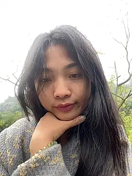 Lyn-be99 online show from March 2026 02:28:01 AM