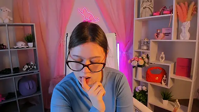 Snapshot of CelestineMauriac chatting on February 2026 03:32:02 PM CelestineMauriac online show from February 2026 03:32:02 PM