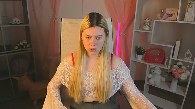 CelestineMauriac online show from April 2026 06:56:02 PM