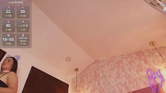 SOPHIIE LUX  online show from March 2026 07:21:01 PM