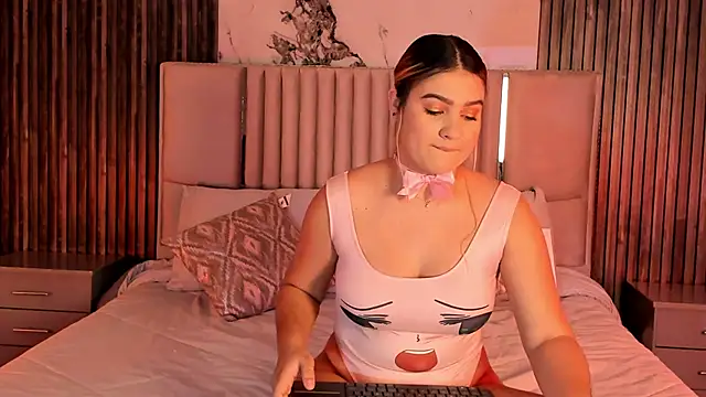 Liiahfontaine online show from February 2026 11:42:02 AM