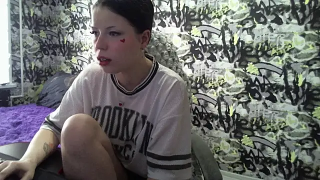 Marble Kitten online show from February 2026 01:17:01 PM