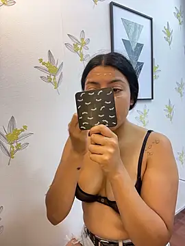 Laia white online show from March 2026 12:41:02 PM