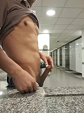 ShadowBodi online show from April 2026 02:19:01 PM