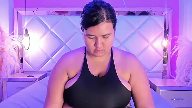 Snapshot of Dojaaiisha chatting on February 2026 10:51:02 PM Dojaaiisha online show from February 2026 10:51:02 PM