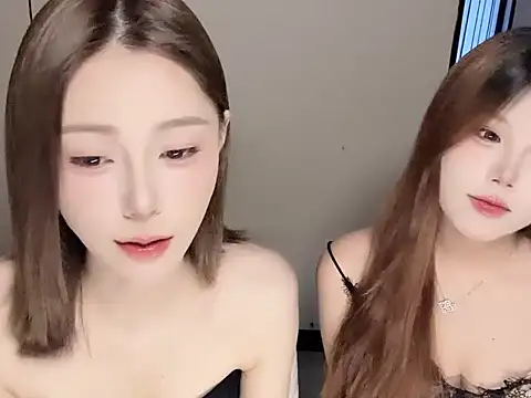 Snapshot of yu-33 chatting on April 2026 09:48:01 AM yu-33 online show from April 2026 09:48:01 AM