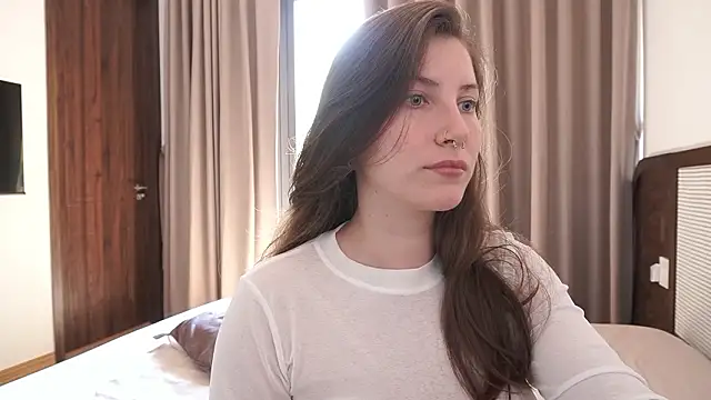 Snapshot of ItsEzheVika chatting on February 2026 07:05:01 AM ItsEzheVika online show from February 2026 07:05:01 AM