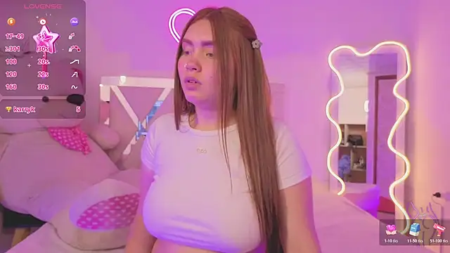 SABRIINA TAY online show from February 2026 11:50:01 AM