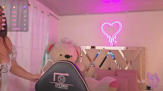 SABRIINA TAY online show from March 2026 11:39:02 AM