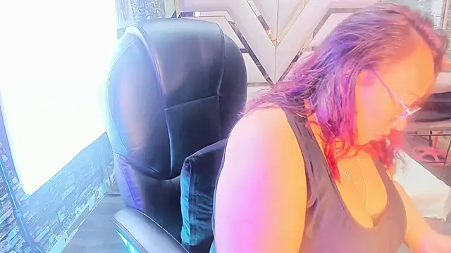 Snapshot of Shara_Oz chatting on March 2026 03:18:02 AM Shara Oz online show from March 2026 03:18:02 AM