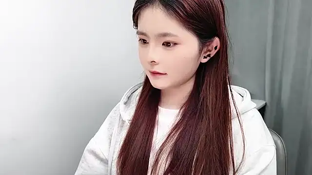 Snapshot of cherry-_-cherry chatting on February 2026 02:01:01 AM cherry- -cherry online show from February 2026 02:01:01 AM