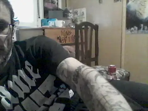 MrFumao online show from April 2026 01:01:01 PM