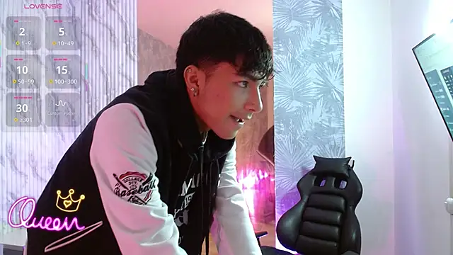 Snapshot of osamu_tay chatting on February 2026 11:28:01 AM osamu tay online show from February 2026 11:28:01 AM