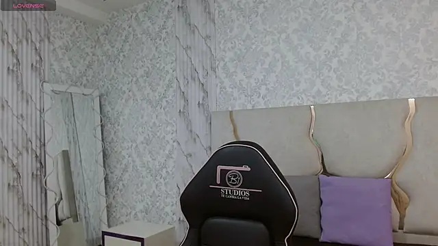 osamu tay online show from April 2026 03:02:02 AM