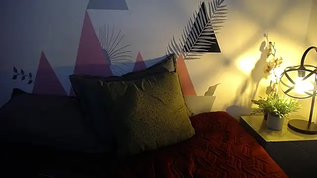 Minibombom online show from February 2026 12:57:02 PM