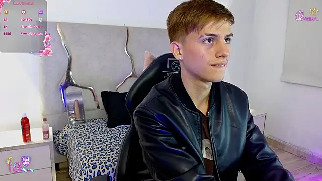 EVAN TAY online show from March 2026 03:01:01 AM