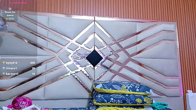 Snapshot of Rizantella chatting on February 2026 02:20:02 AM Rizantella online show from February 2026 02:20:02 AM