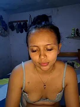 Daniela Cruz  online show from February 2026 07:12:01 PM