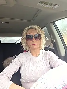 BeautifulFire23 online show from March 2026 03:48:01 PM