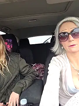 BeautifulFire23 online show from March 2026 03:28:01 PM