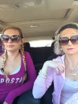 BeautifulFire23 online show from March 2026 03:28:03 PM