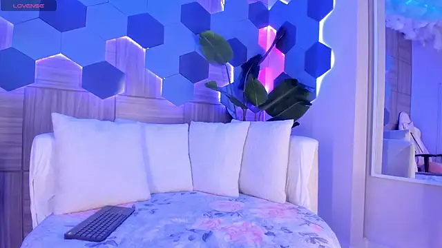 KatyaKozlov online show from April 2026 07:52:01 PM