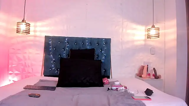 samantha foxyy online show from July 2026 11:05:02 AM