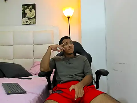 Snapshot of ricky_spensar23cm_ chatting on February 2026 02:12:01 AM ricky spensar23cm online show from February 2026 02:12:01 AM