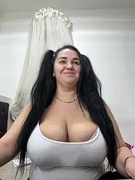 VickyVice online show from February 2026 05:34:01 PM