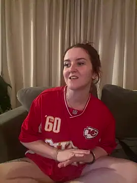 Snapshot of PoppySlut6999 chatting on February 2026 09:25:02 PM PoppySlut6999 online show from February 2026 09:25:02 PM